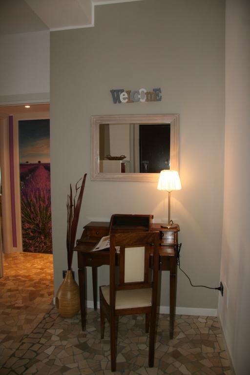 Chez Nous * Mailand