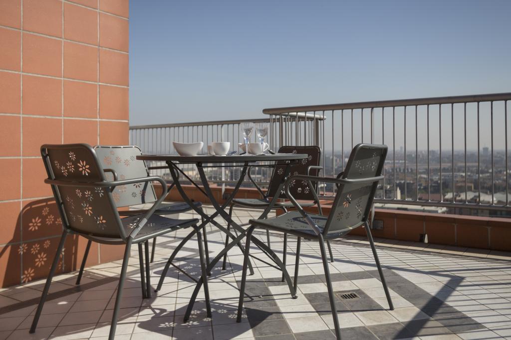 Suzzani Halldis Apartment