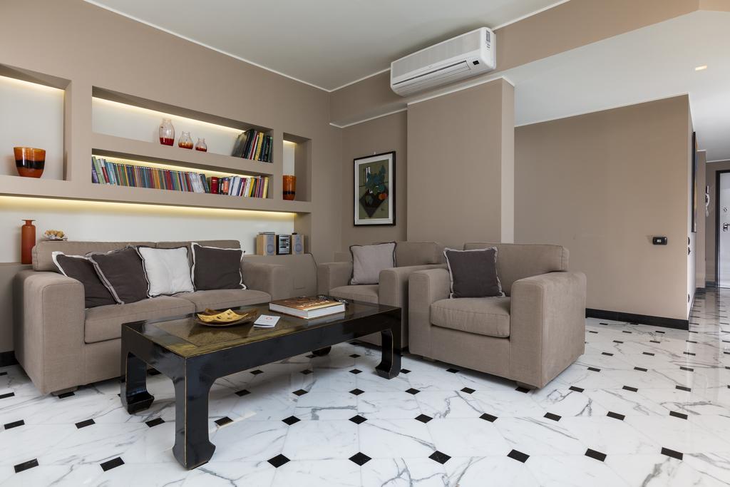 Suzzani Halldis Apartment *