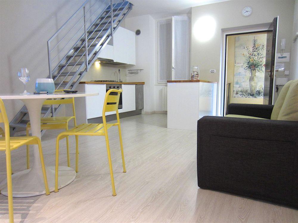 Temporary House - Navigli