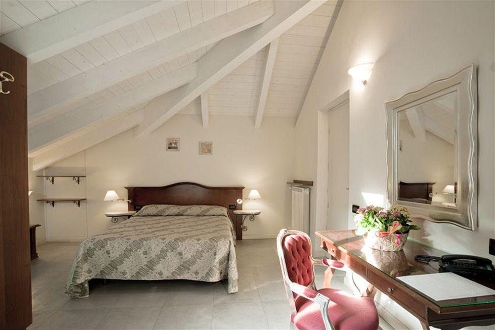 Charly Hotel 3*