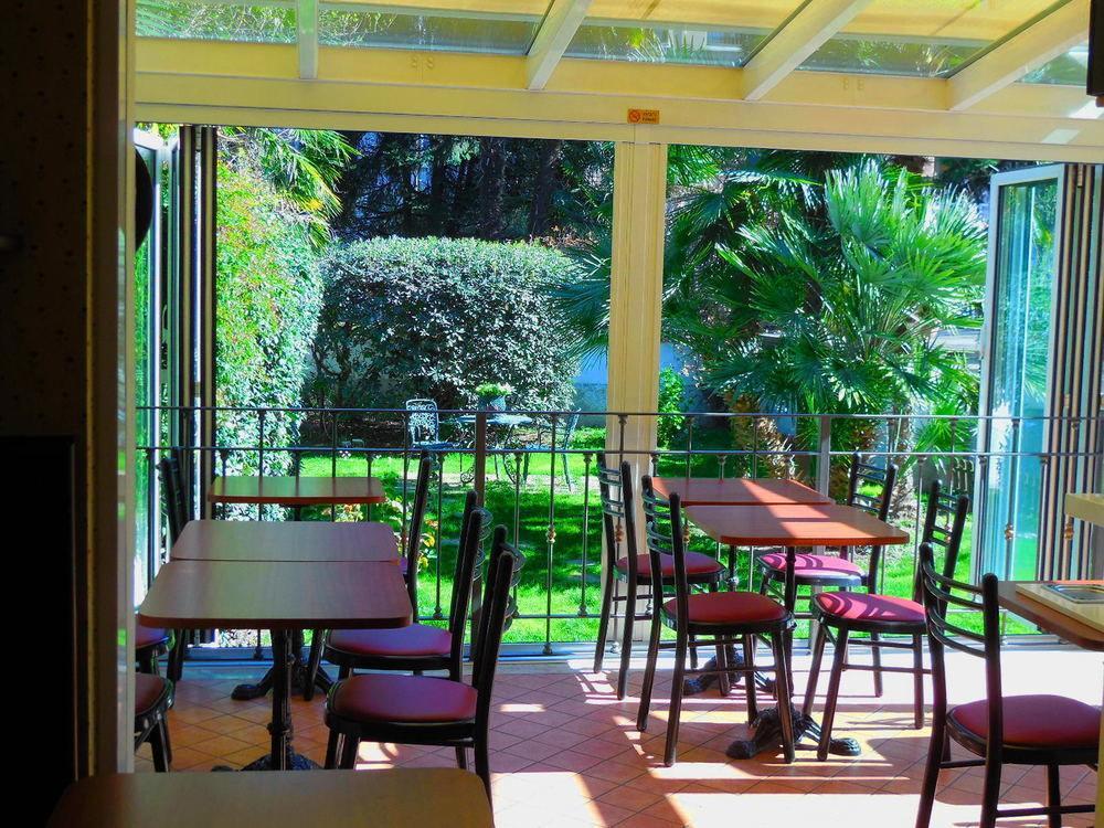 Charly Hotel 3*
