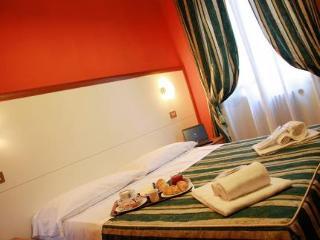 Bogart 2 Hotel