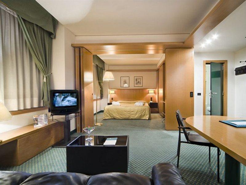 Hotel Una Century Mailand