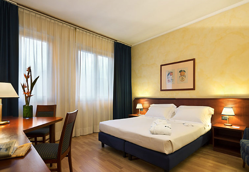 Hotel Una Century Mailand