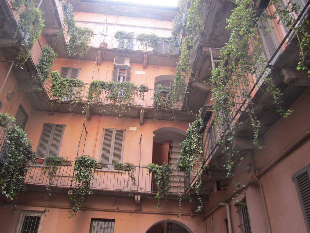 Charming And Elegant Historic Center Of Apartment Mailand