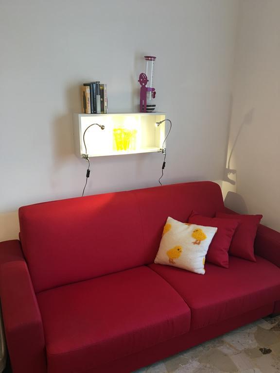 Mauro's Studio Apartment