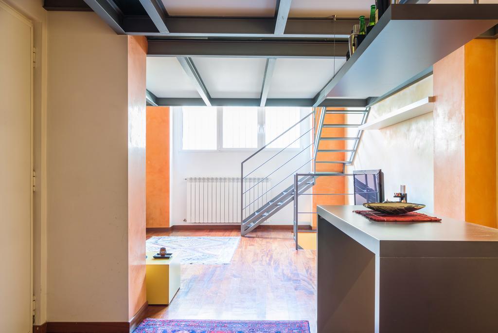 Villoresi Apartment *