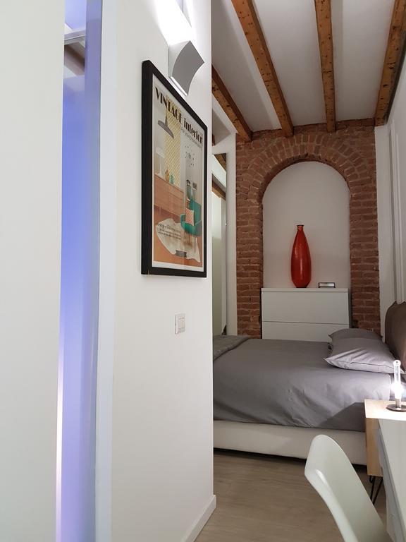 Apartment Toscale Milan