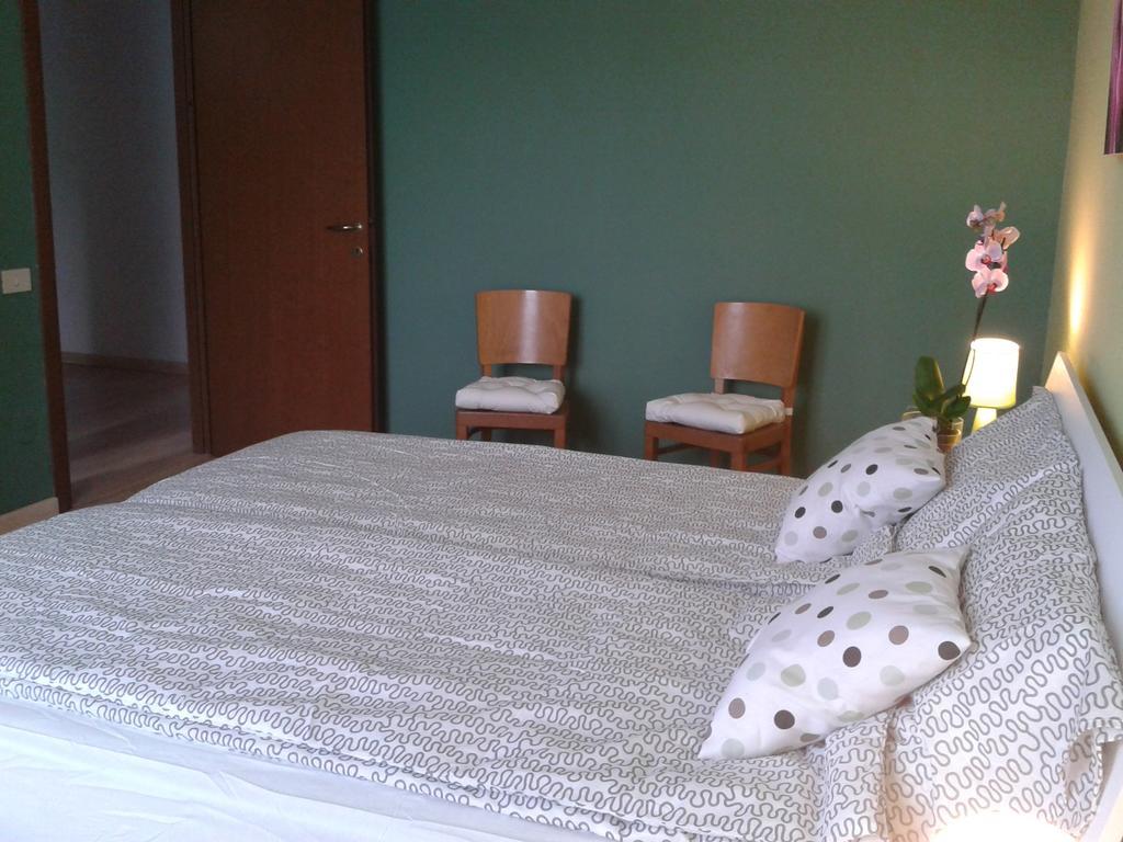 Apartamento Certosa 3 Bedrooms *