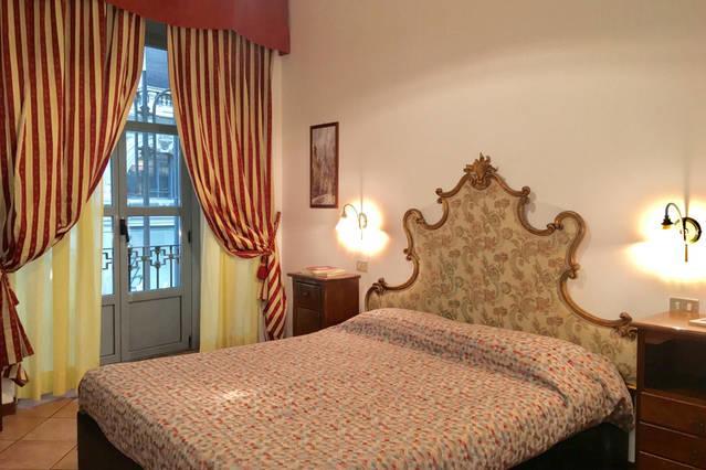 Flat In Piazza Duomo Apartment