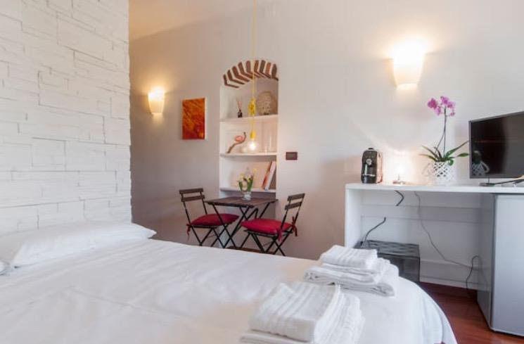Apartment Volta In Brera Milan