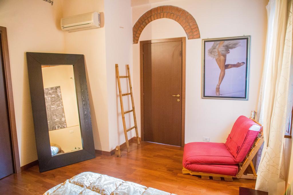 Ancient Apartment *