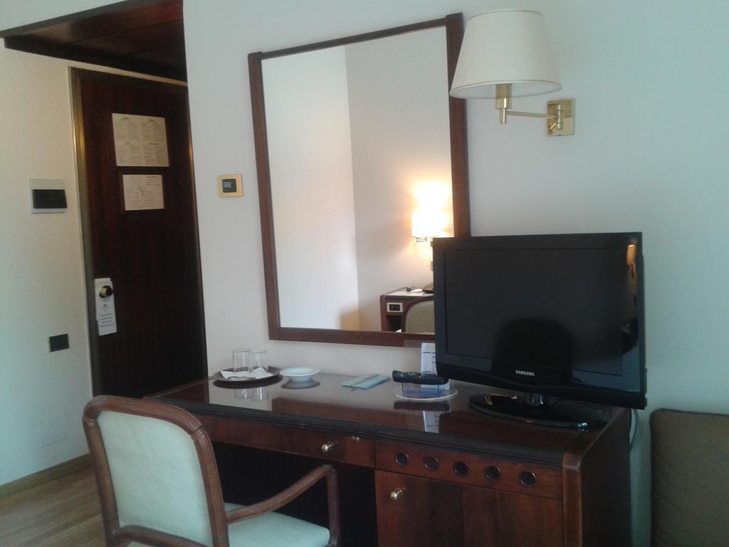 Hotel Bristol