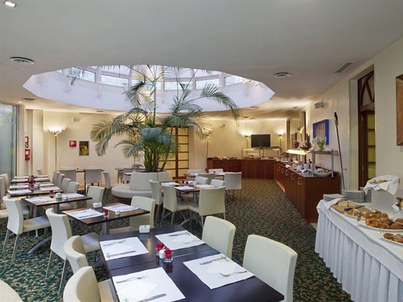 Hotel Garibaldi Station By Ihg Mailand