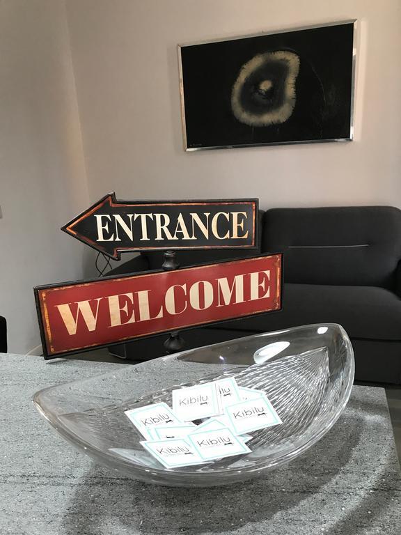 Kibilu - Via Confalonieri - Stazione Garibaldi - Zona Isola Apartamento