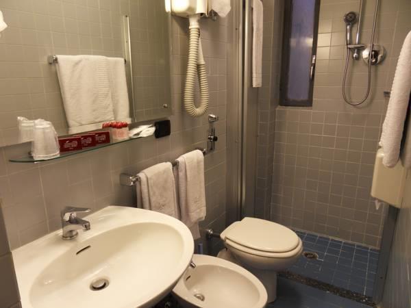 Hotel Roxy 3*