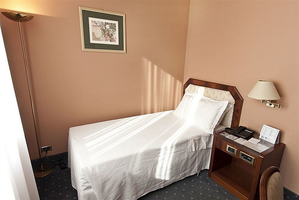 Bristol Hotel 4*