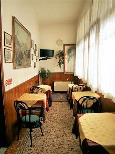 Trentina Hotel Mailand