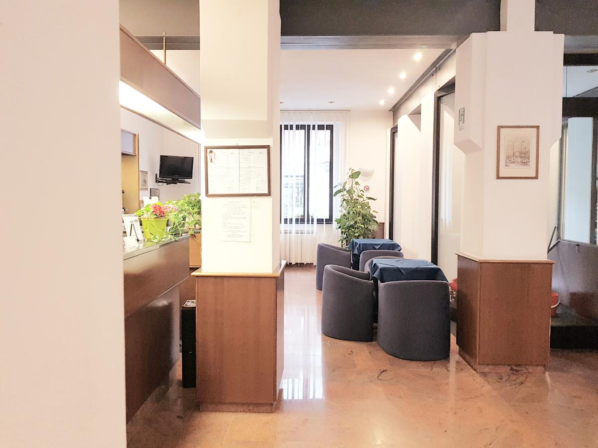 Hotel La Pace 2*