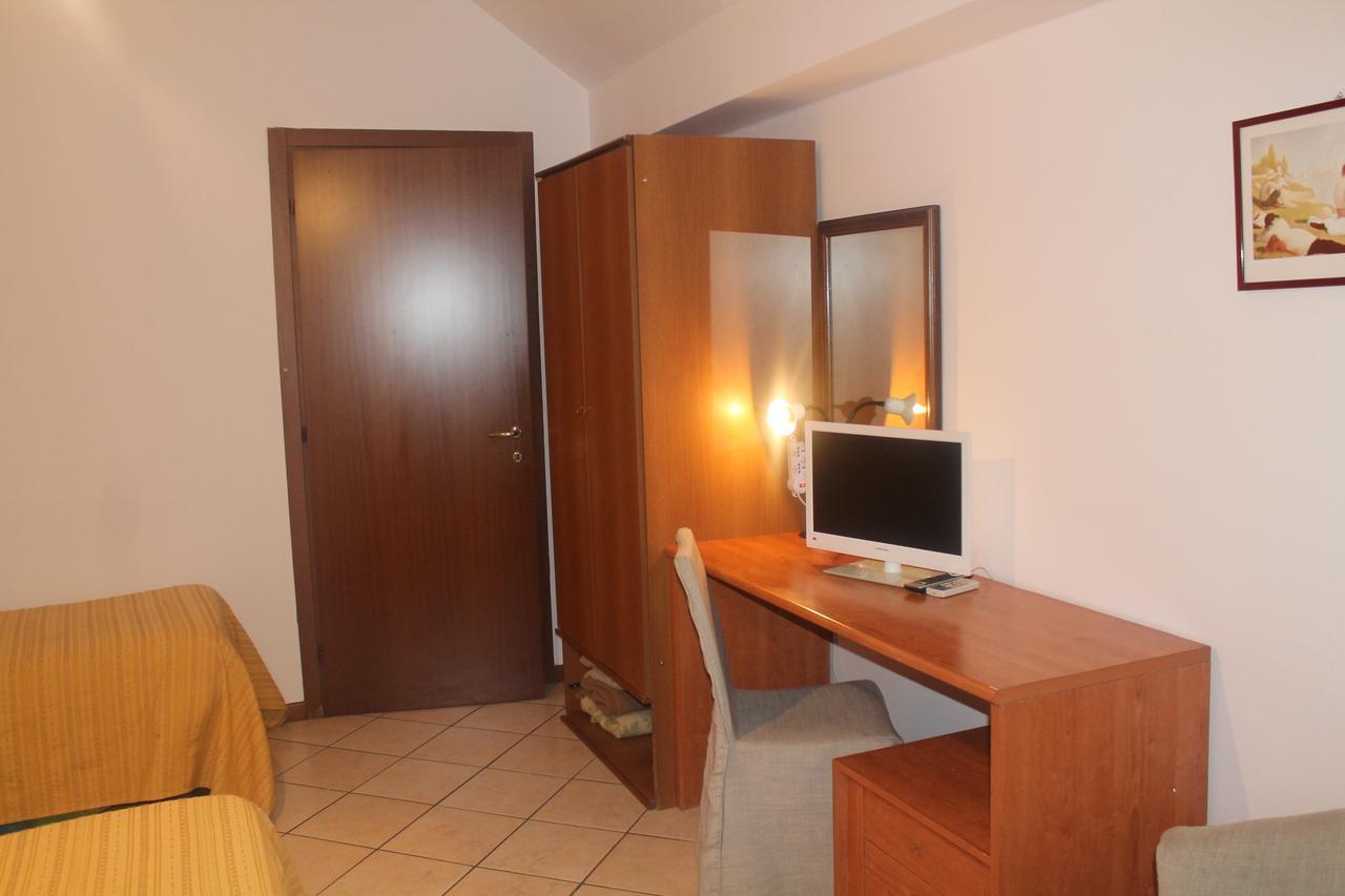Hotel La Pace Milão