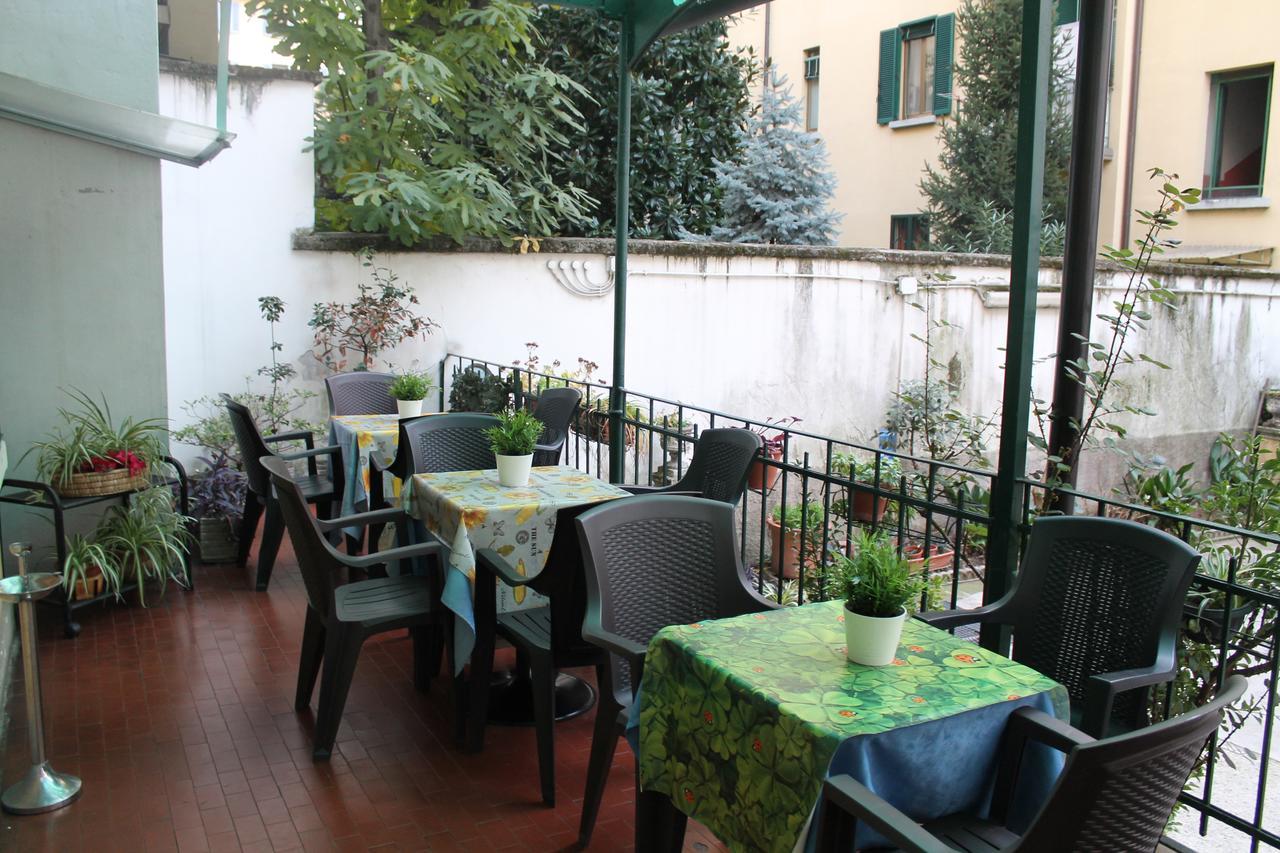 La Pace Hotel