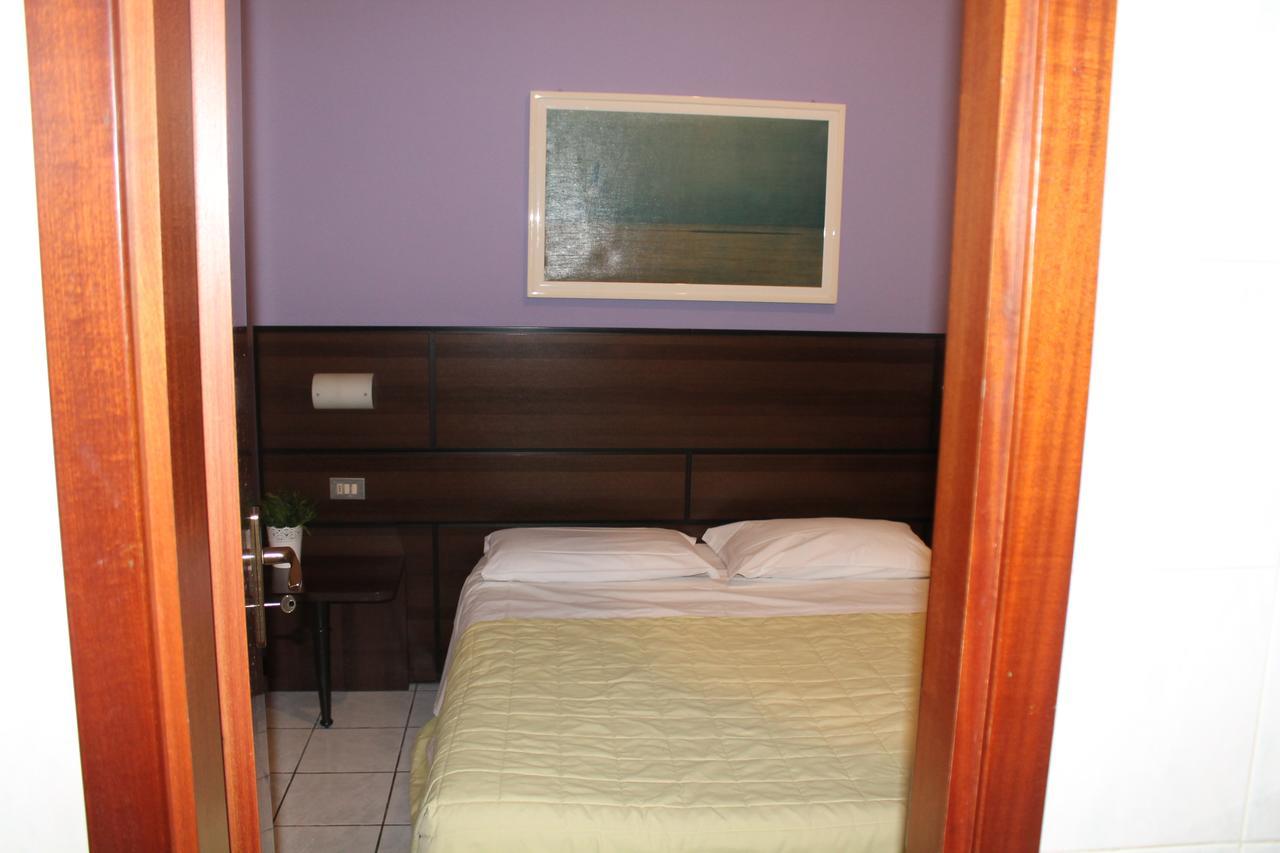 La Pace 2* Milão