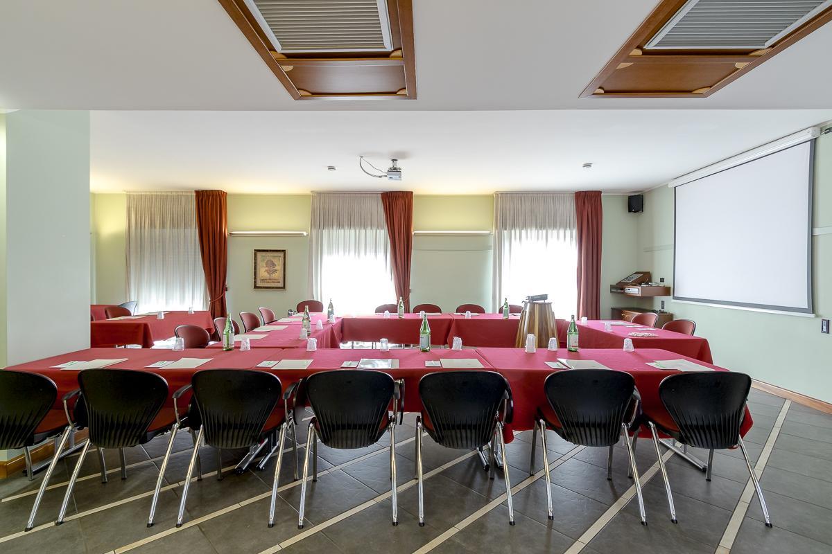 Sunflower Hotel 4*