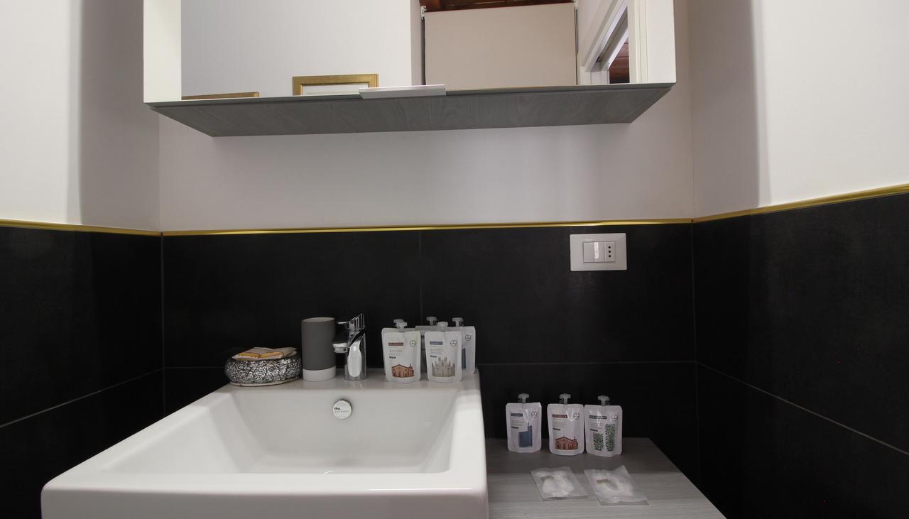 Italianway-canonica 34 * Mailand