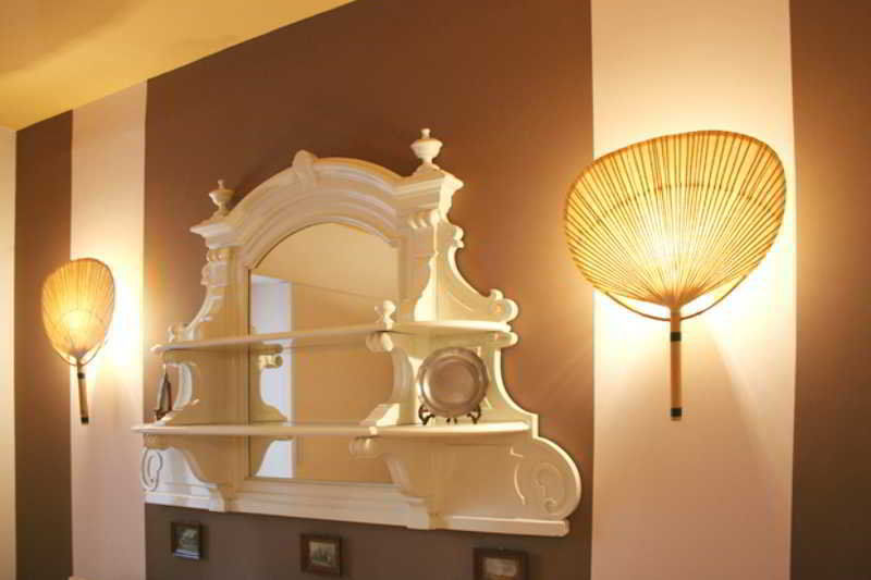 The Place Black Orchid Apartment Mailand