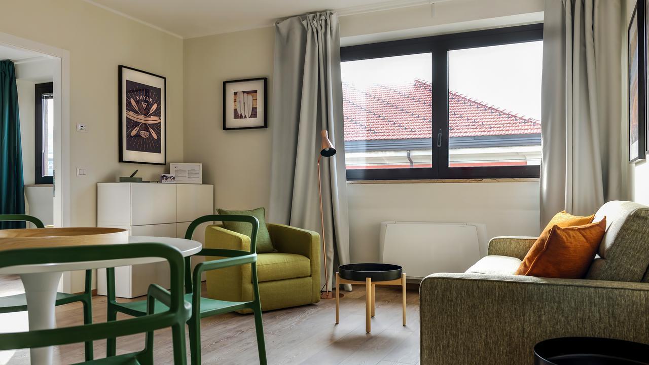 Italianway-bergonzoli Place *