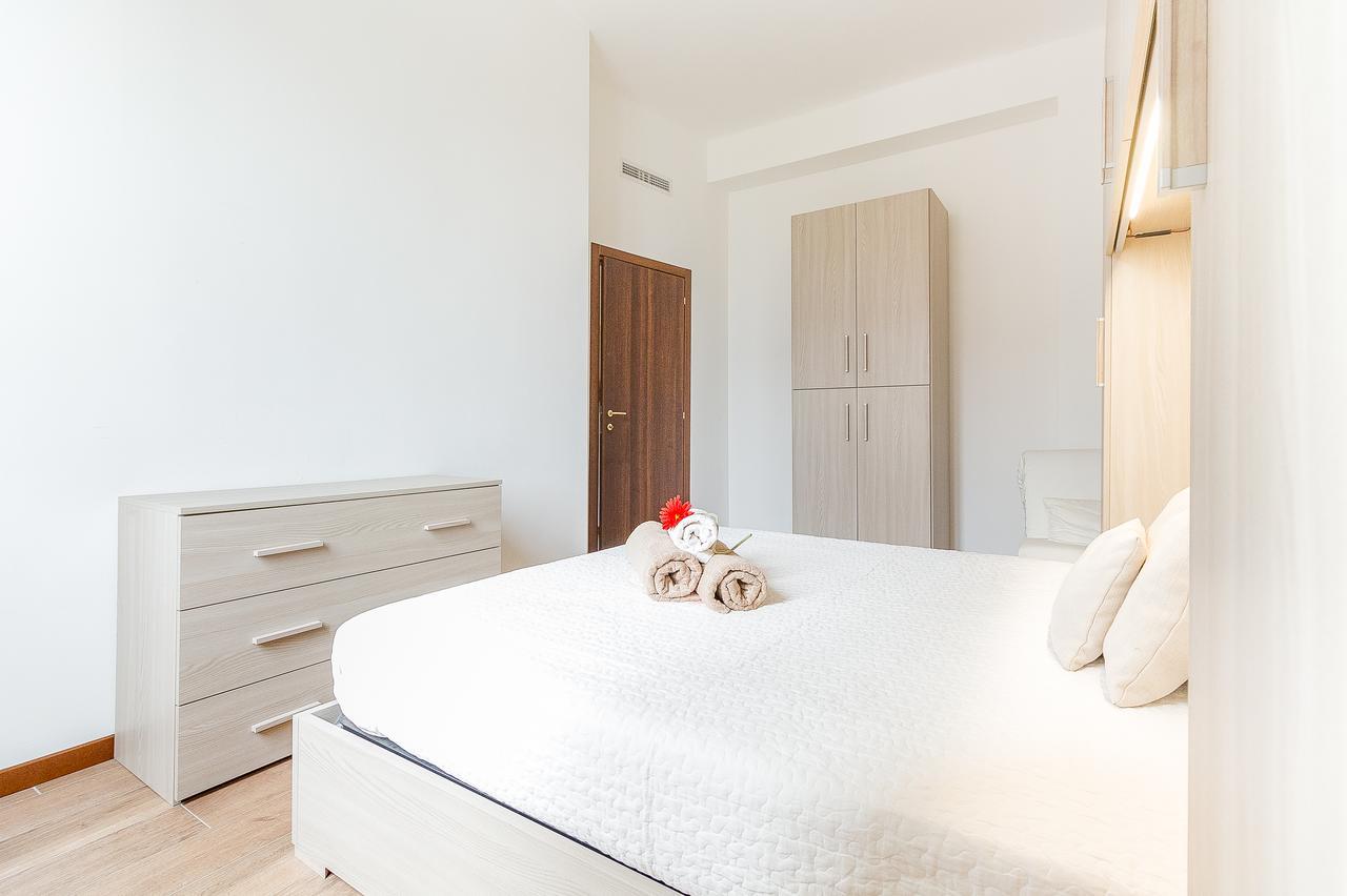 Alessia's Flat- Affori 3 *