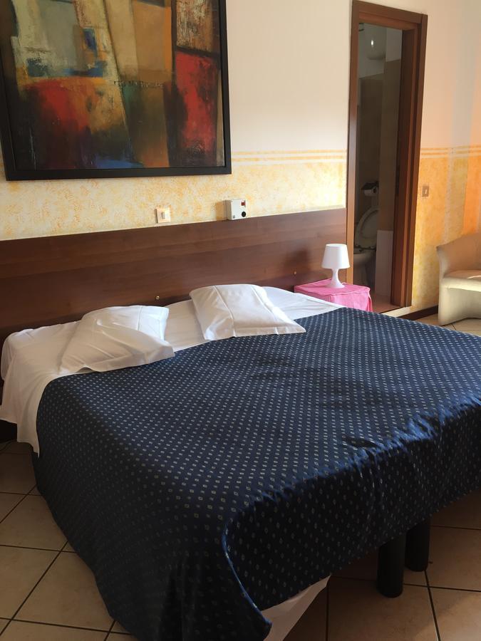 Hotel La Pace 2*