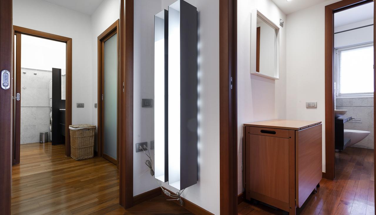 Italianway-pirelli Apartment *