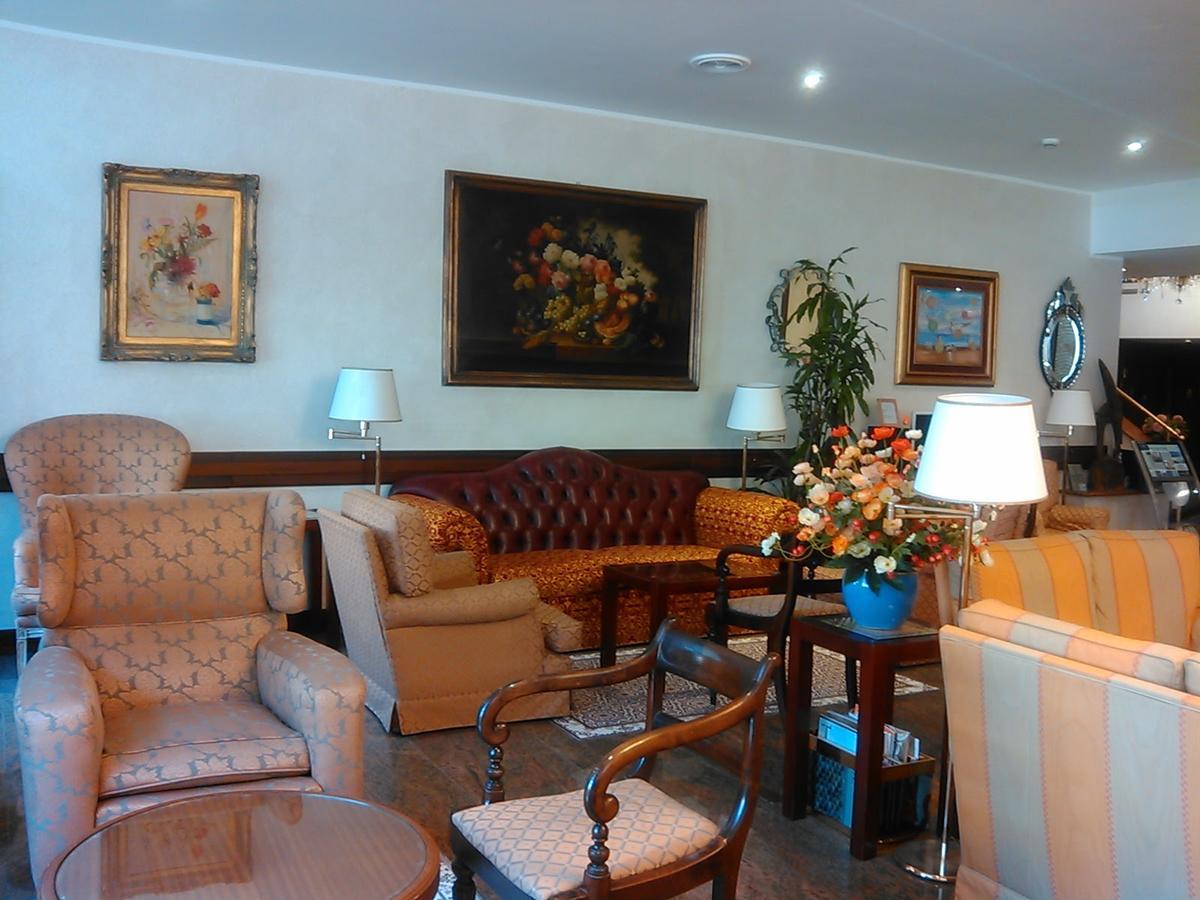 Bristol Hotel 4*
