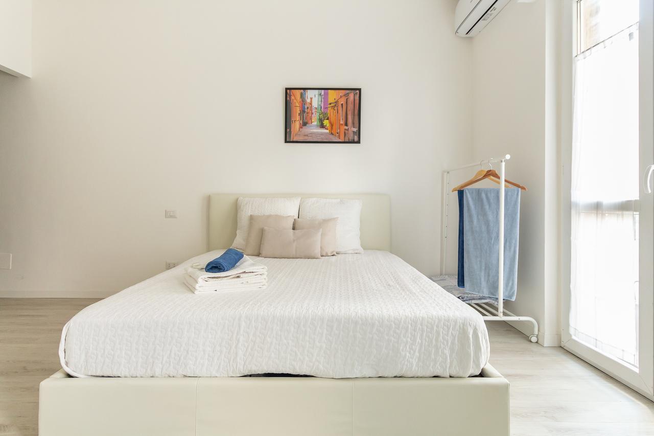 Apartamento Alessia's Flat- M3 Corvetto *