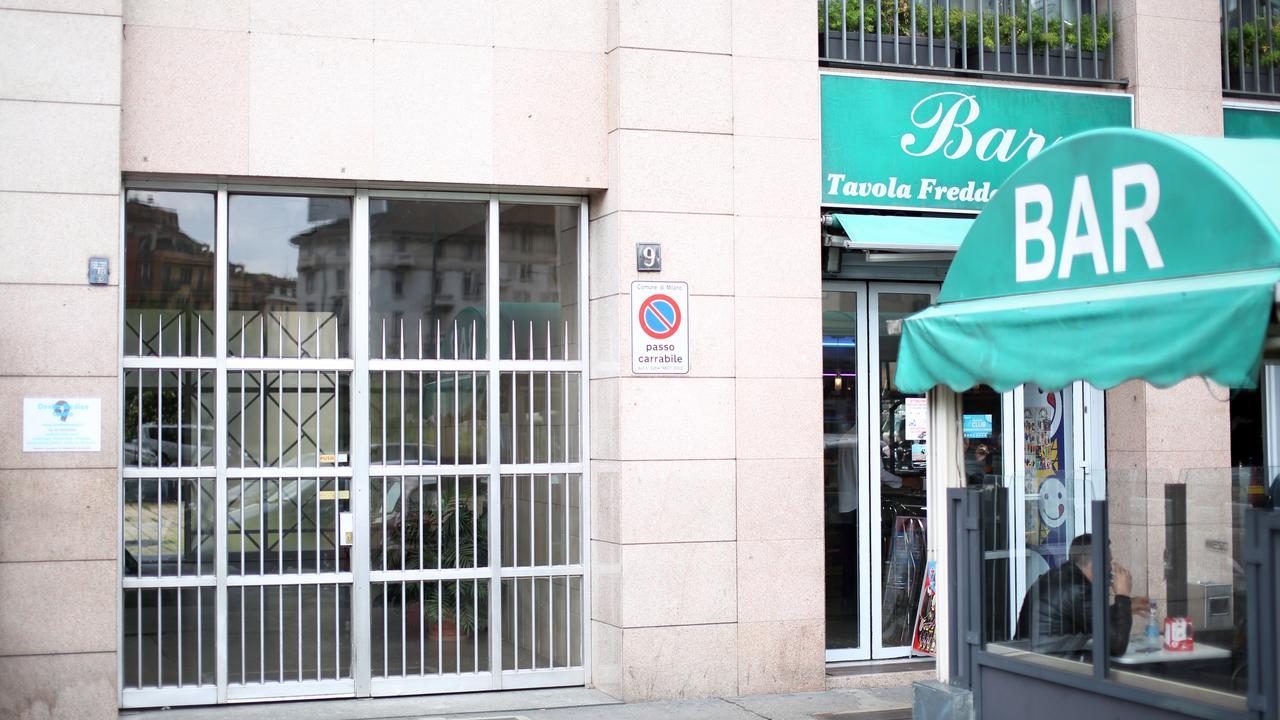 B&B Best Hostel Milano Acomodação com café da manhã  *