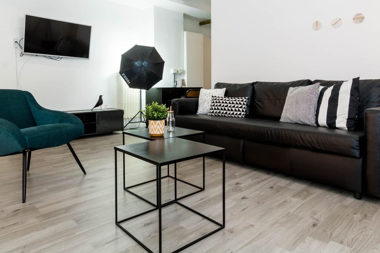 Joivy Exclusive For 4 In Navigli Near Parks Apartment *