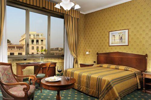 Grand Plaza