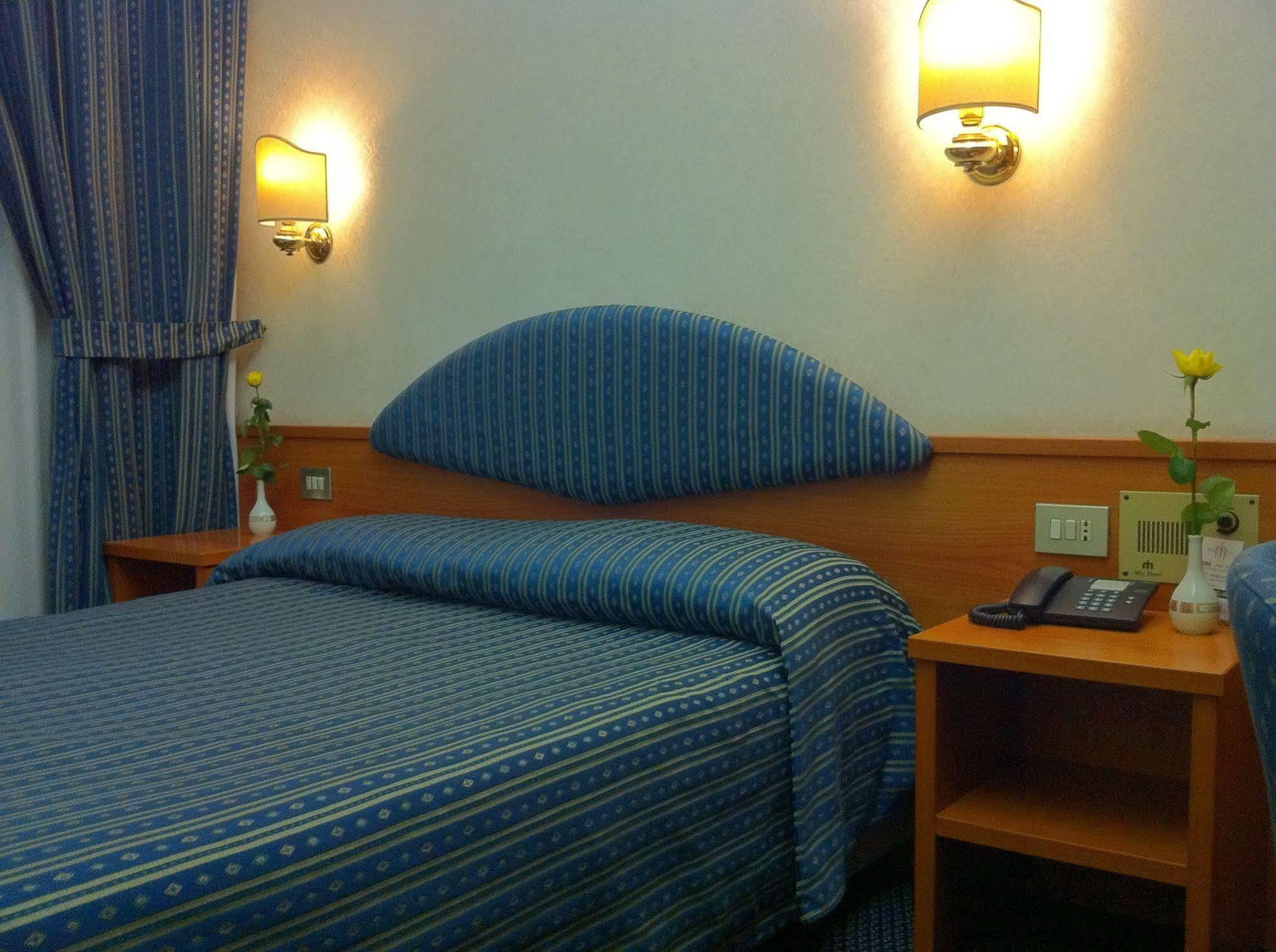 Hotel Mec Milan
