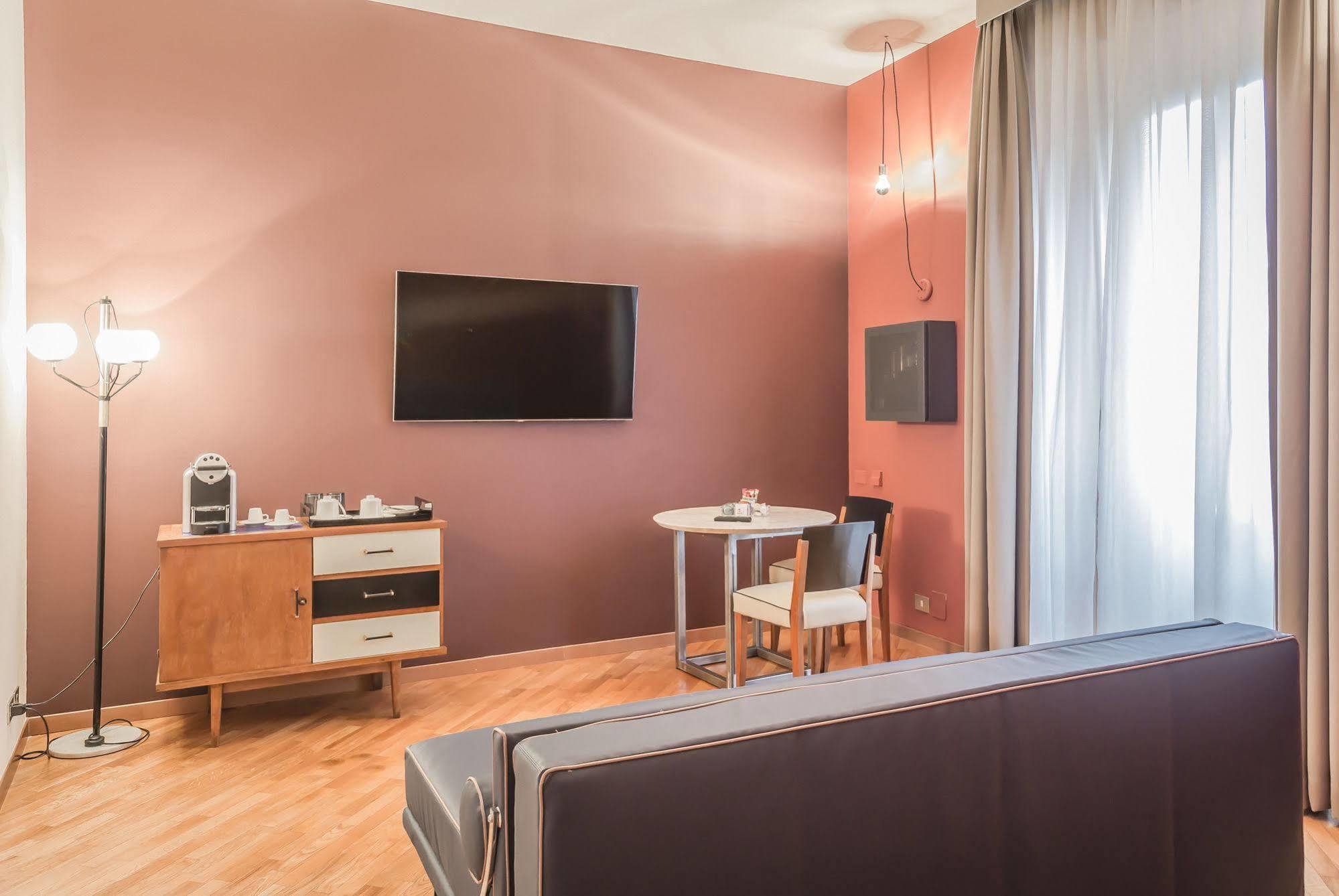 Brera In San Babila Apartment