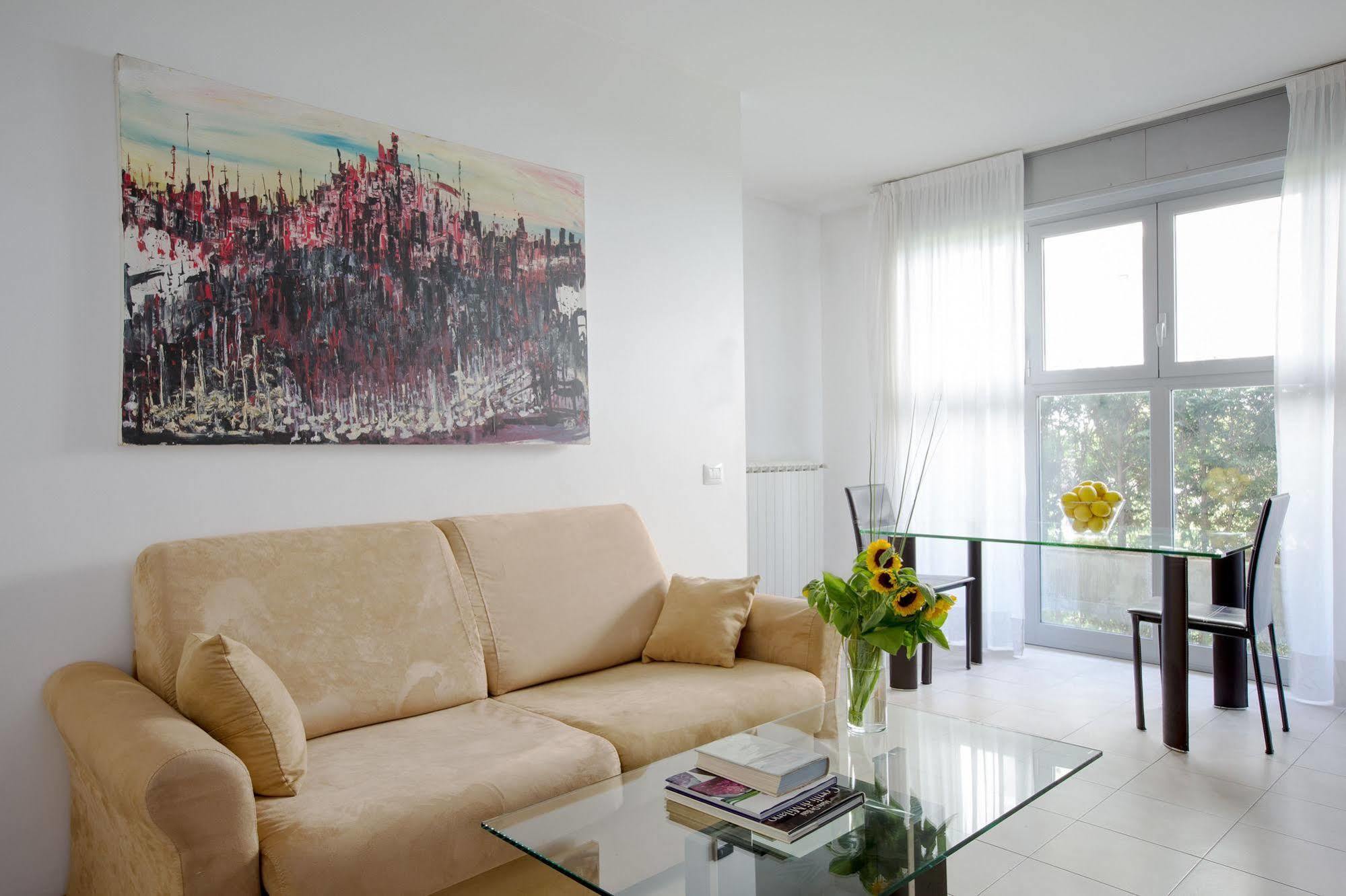 Nino Apartment Mailand