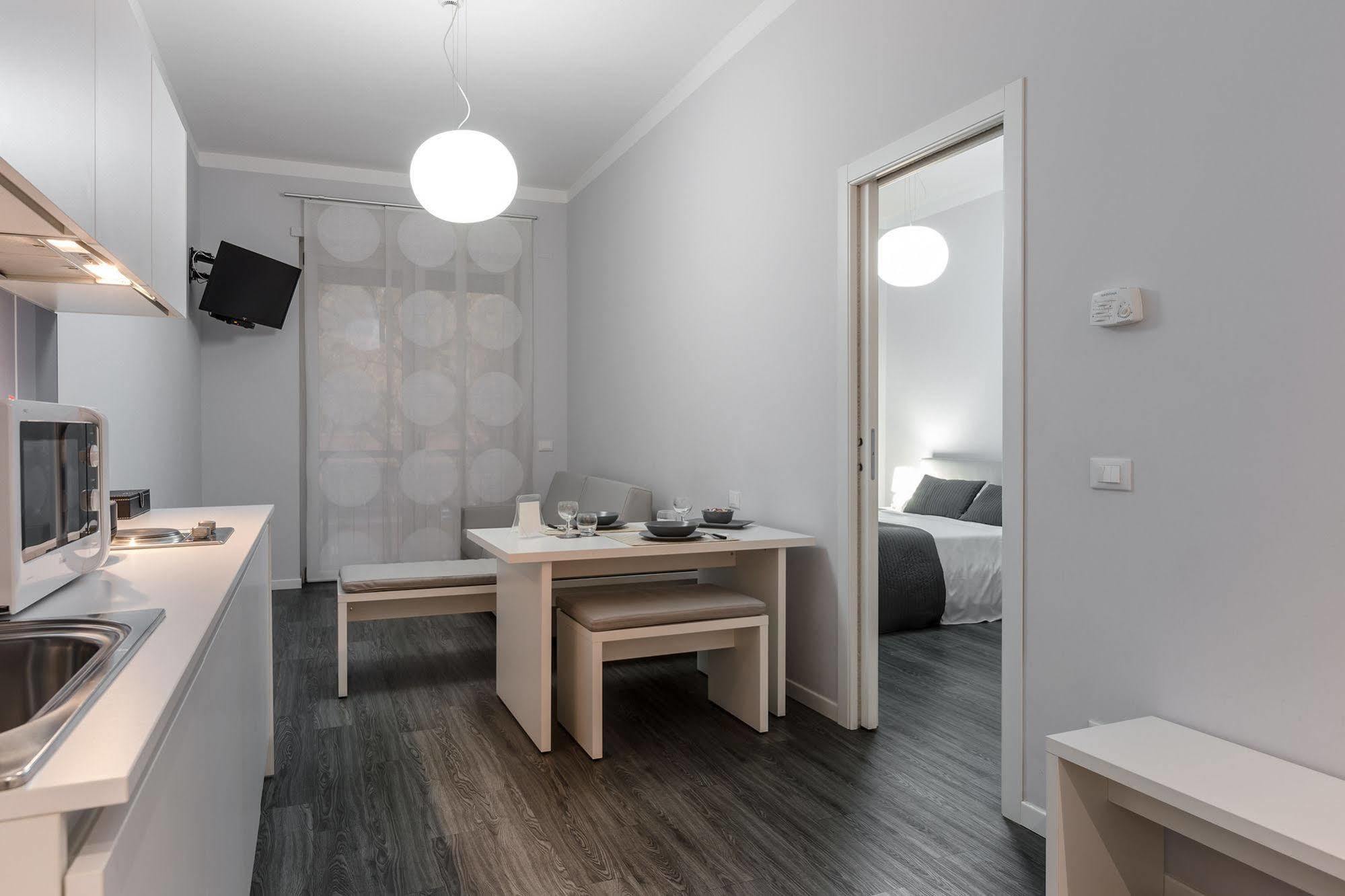Aparthotel De Angeli 4*
