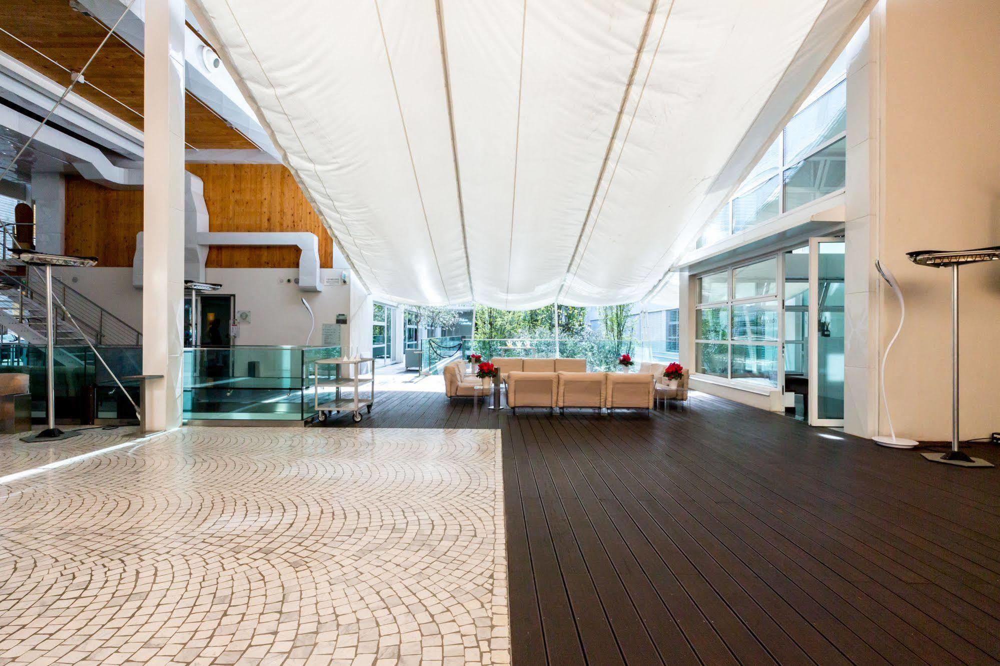 Magna Pars L'hotel A Parfum, Small Luxury Of The World Hotel Mailand