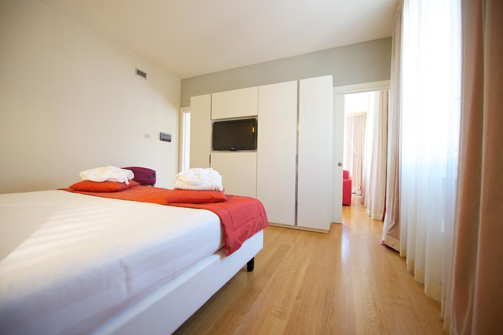 Mercure Solari