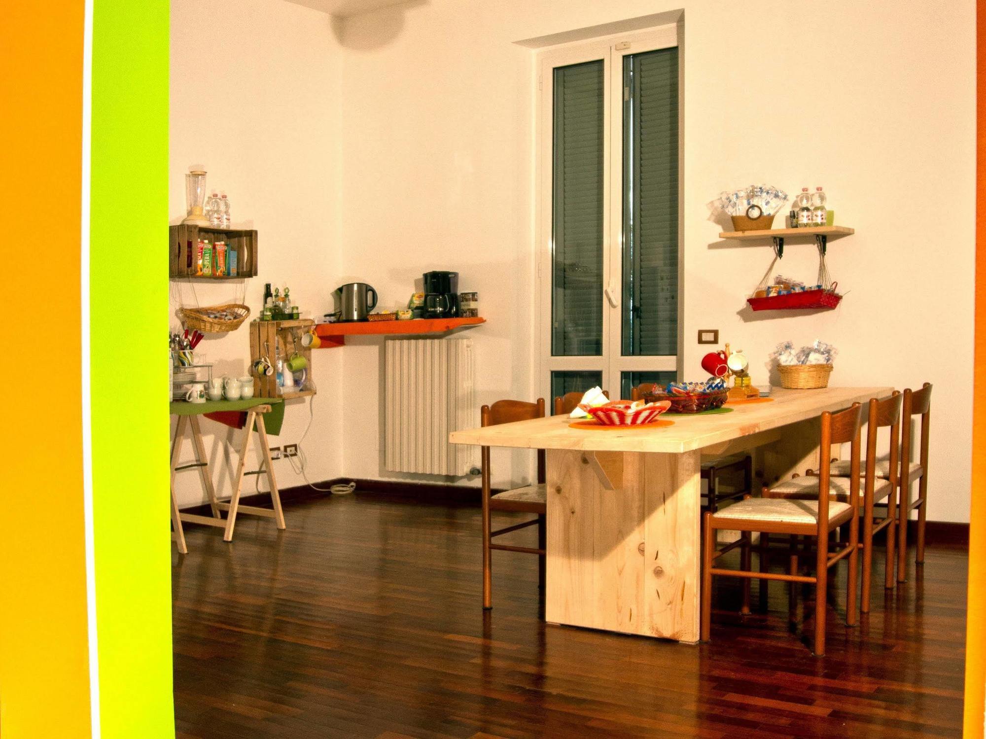 Bed & Breakfast Innperfect 2*