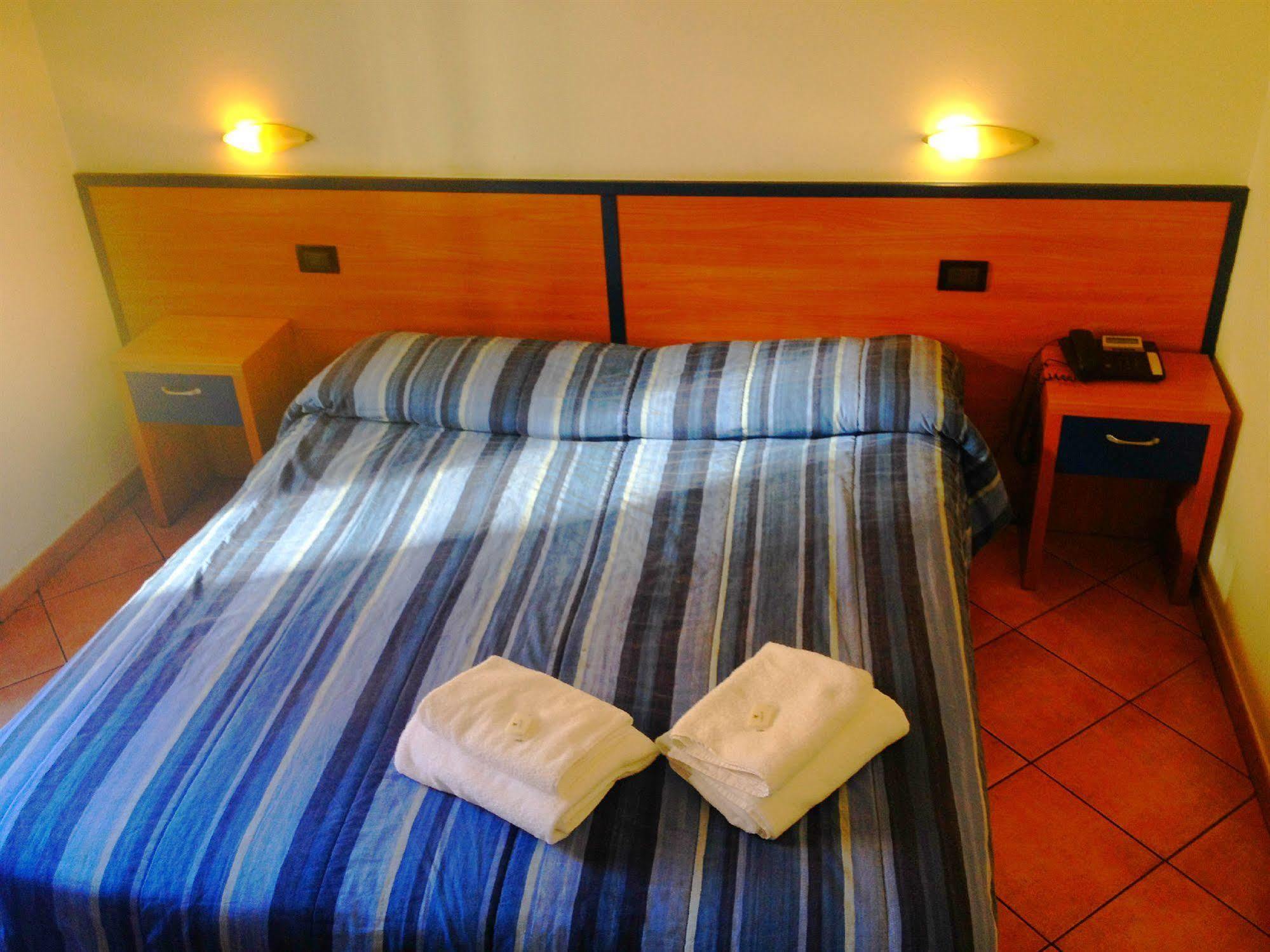 Hotel Iride Stazione Lambrate Citta Studi Milão