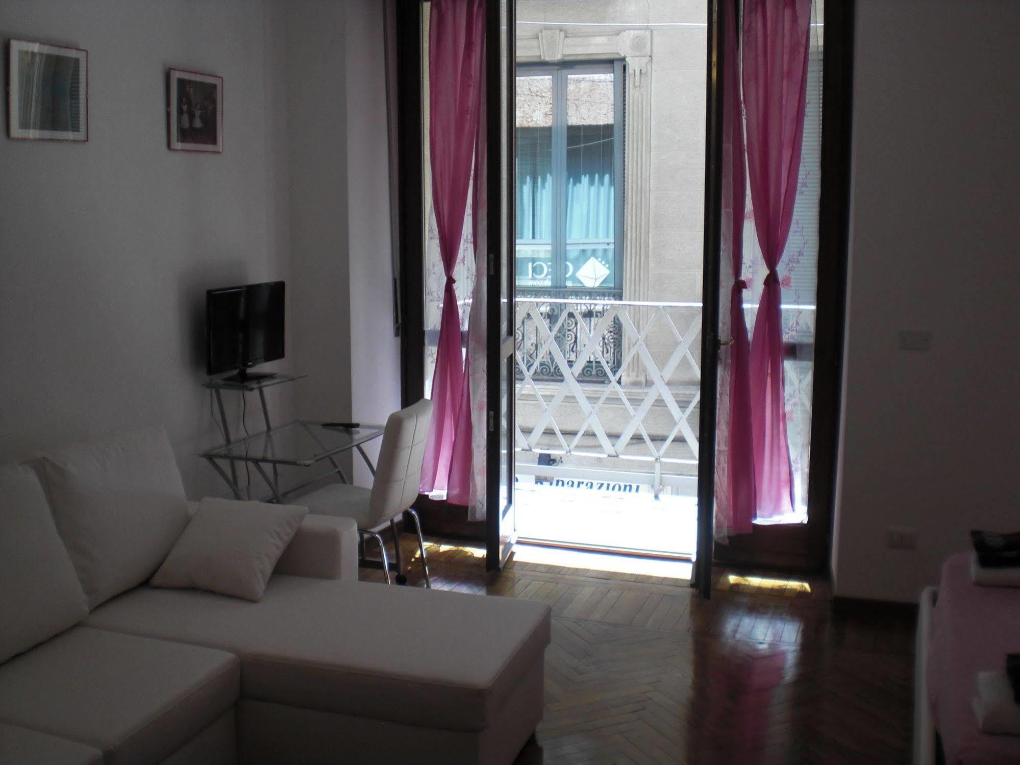 Flat In Duomo Center Mailand