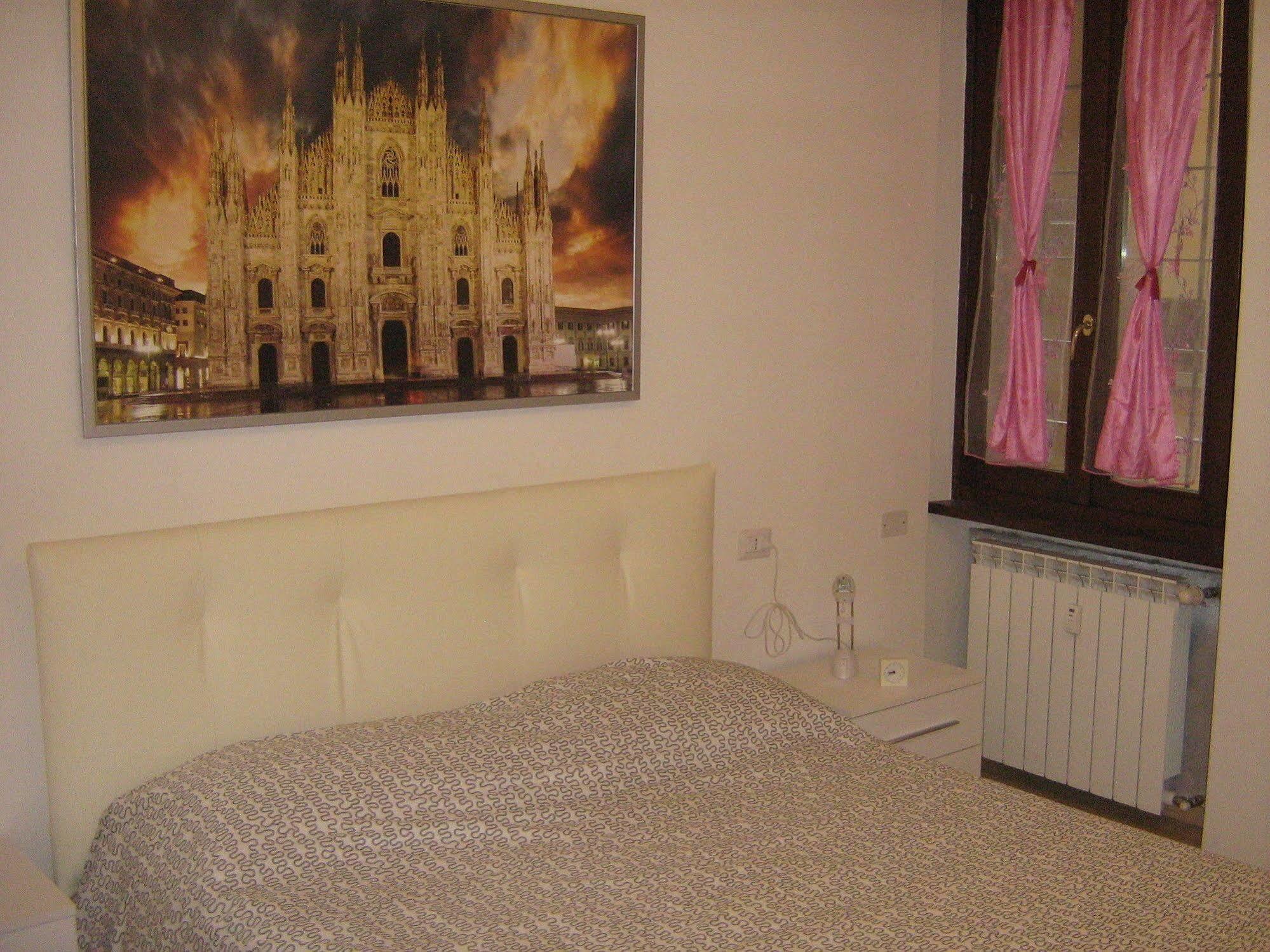 Apartment Flat In Duomo Center Mailand