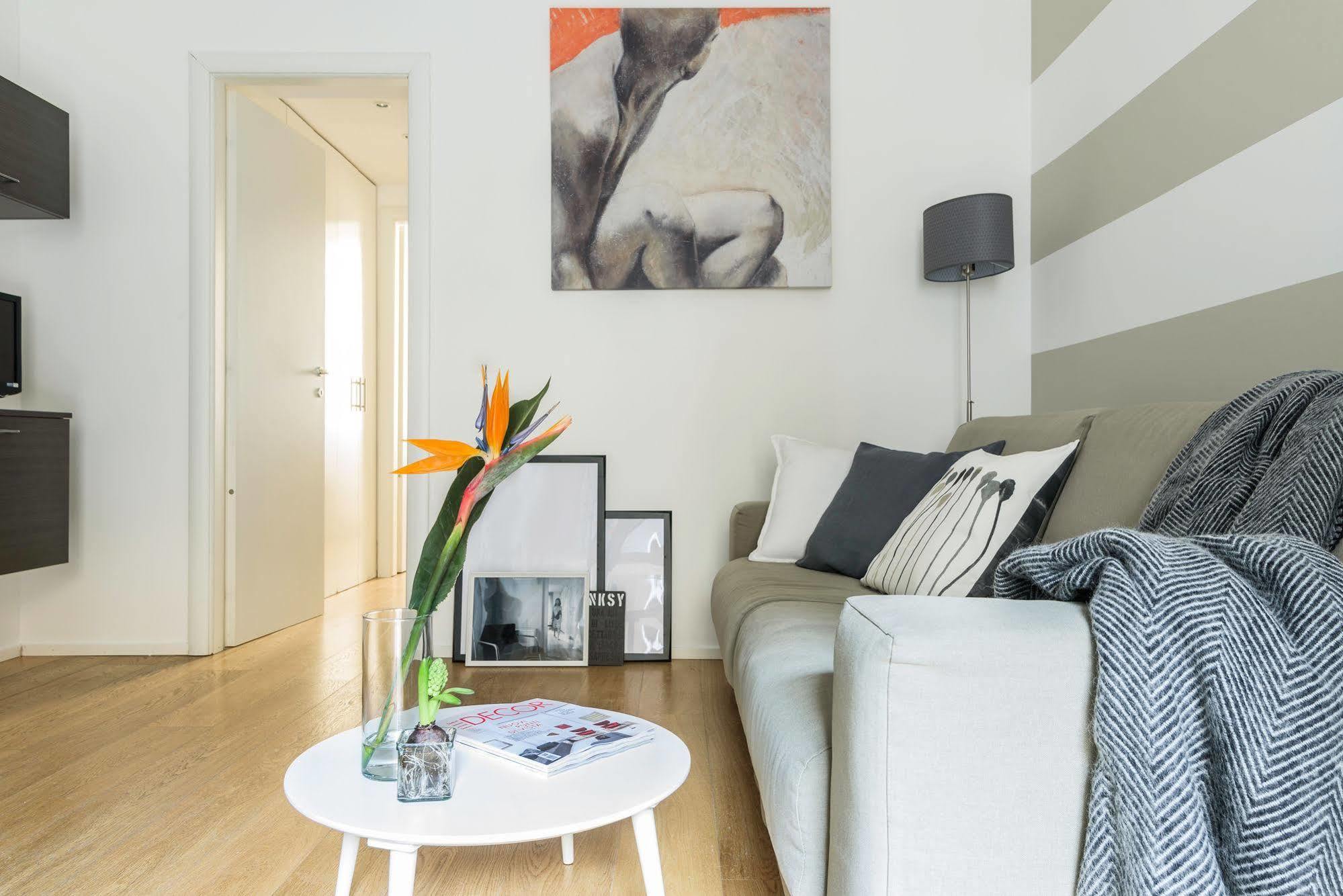 Apartment Home At Hotel Corso Xxii Marzo Mailand